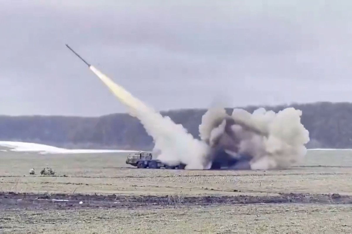 Ukraina zaskakuje. BM-30 przez cały czas uderza w Rosjan [WIDEO]
