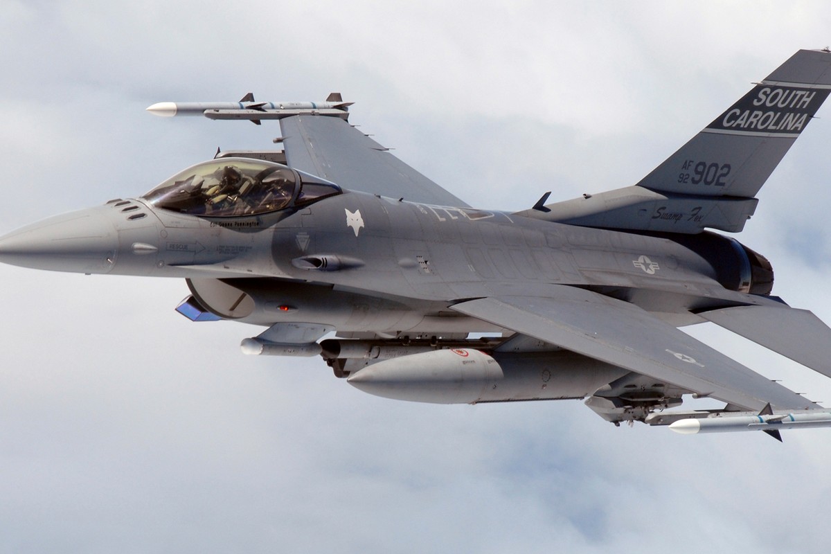 Украинские F-16 пошли в атаку? Они получили значимое оборудование [ВИДЕО]