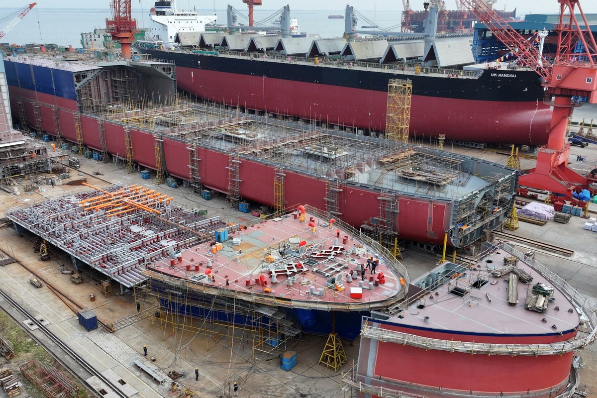 To jedyny taki statek na świecie. Chiński kolos ma wyjątkowe adekwatności