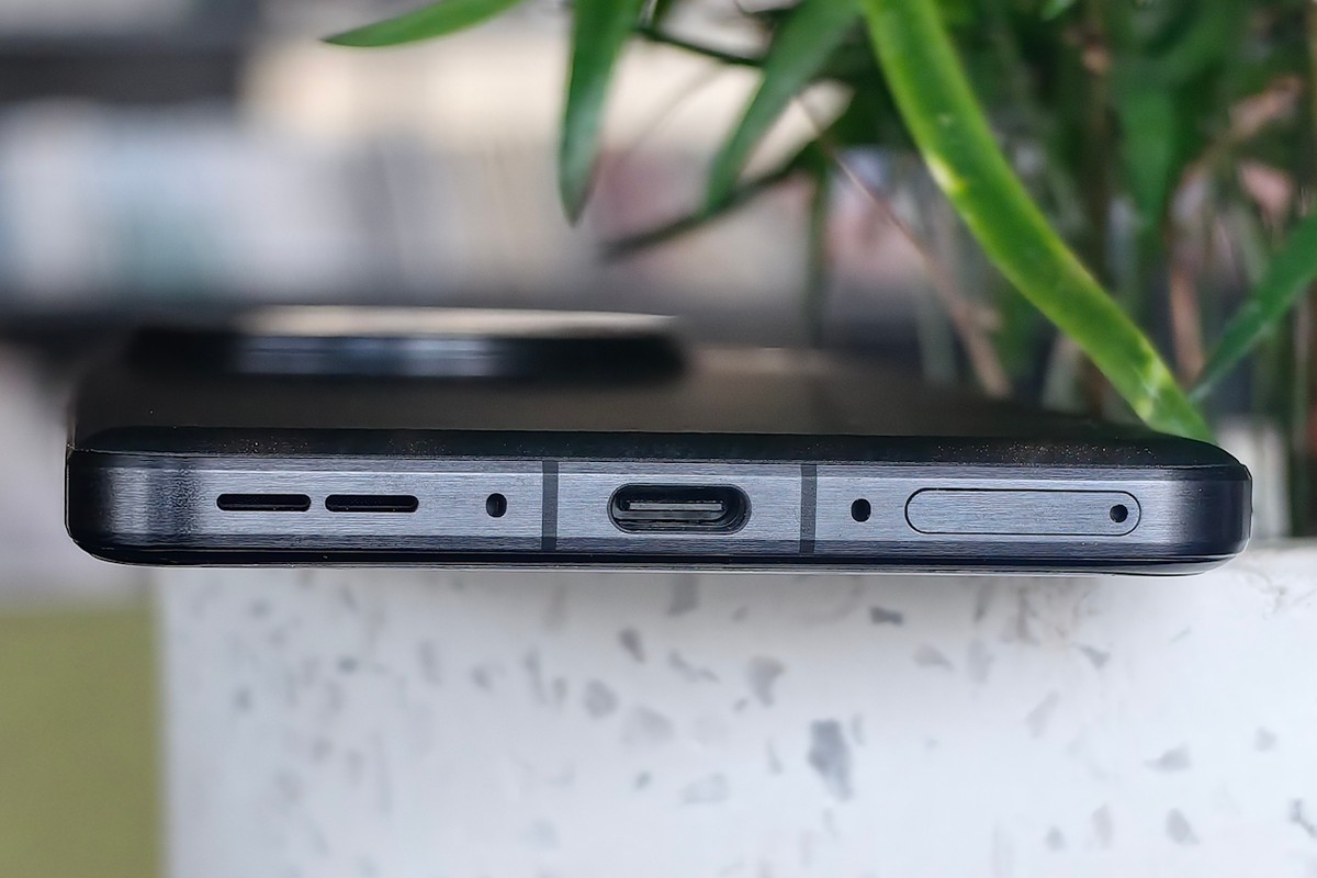 OnePlus 13. Szczegółowe wyniki testów ekranu, akumulatora i aparatu