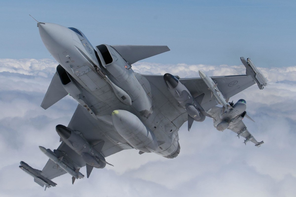 Polują jak stado wilków. Zabójcze myśliwce będą obecne w Polsce