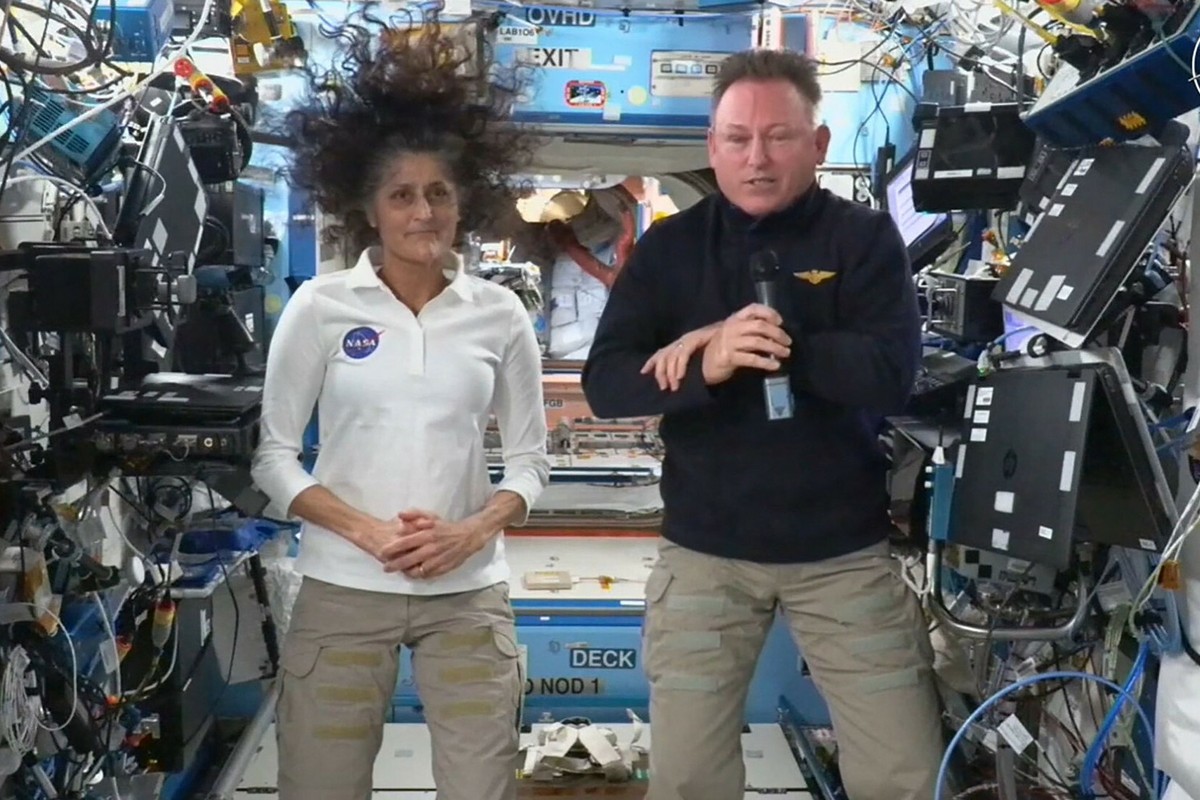 Uwięzieni astronauci zaczęli mówić o Elonie Musku. „Mamy najwyższy szacunek” [WIDEO]