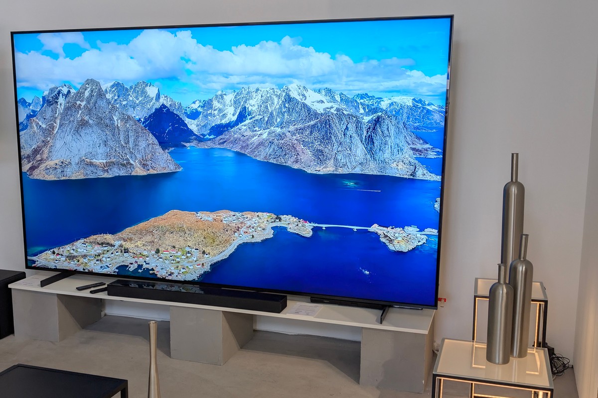 TCL pokazuje nowe telewizory na 2025 r. Więcej mini-LED, nowe matryce i jaśniejszy obraz
