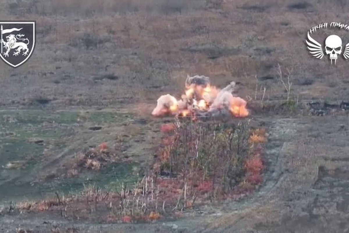 Ukraina zrzuca miny… z powietrza. Rosyjskie czołgi bez szans [WIDEO]