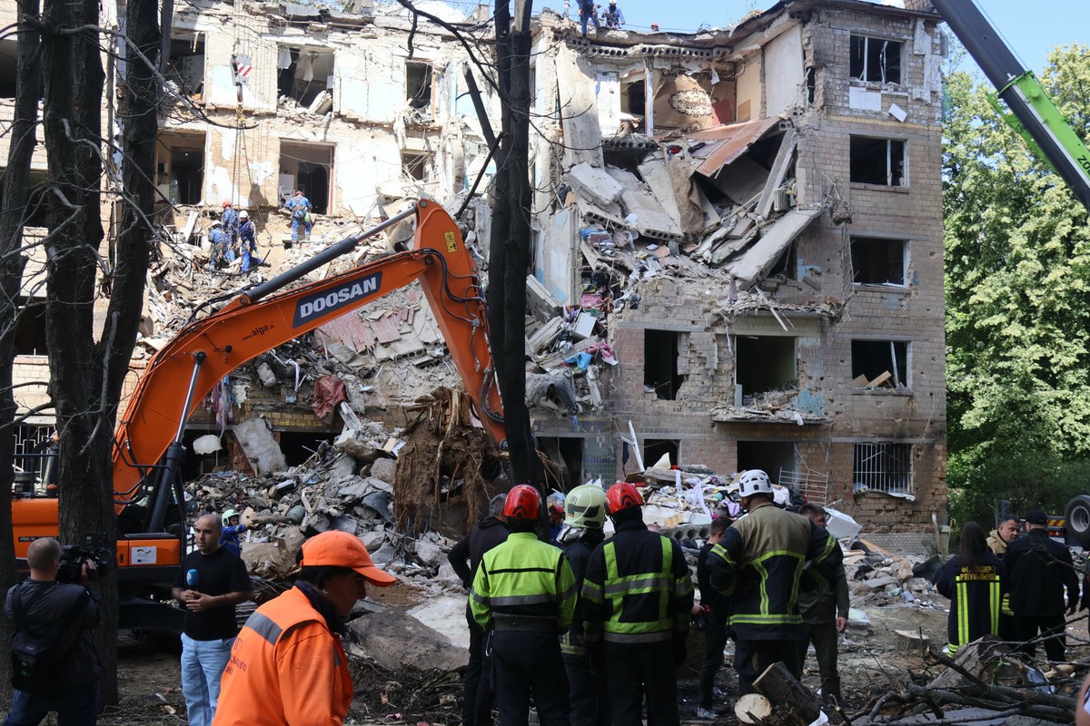 Wystrzelą tysiąc rakiet w ciągu jednej nocy. „Rosyjski terror powietrzny rośnie”