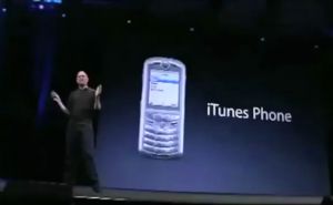 Zapomniany telefon Apple, który powstał przed iPhone’em. Zrobiła go Motorola